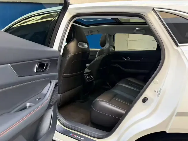 Changan Changan UNI-K 2021 Model 2.0T Luxury Type — Фото автомобиля 8