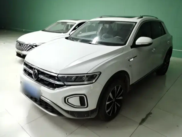 Фотография автомобиля — Volkswagen T-Roc