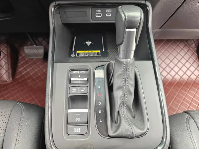 Honda CR-V — Фото автомобиля 12