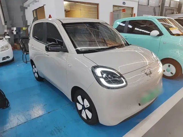 Wuling Hongguang Mini EV — Фото автомобиля 3