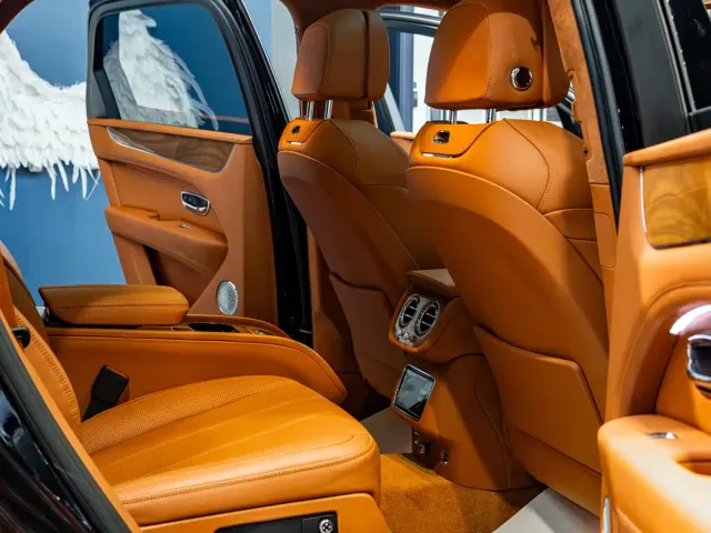 Bentley Bentayga — Фото автомобиля 23
