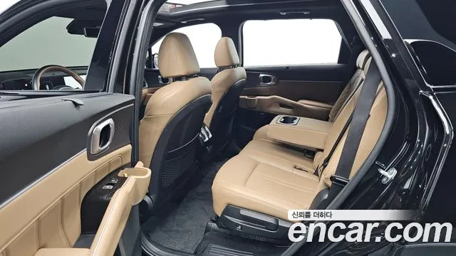 Kia Sorento Новый Sorento 4 поколение Бензин 2.5T 4WD — Фото автомобиля 9
