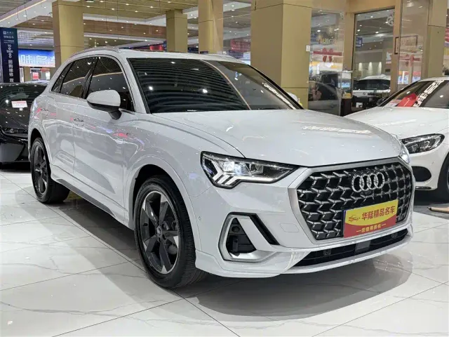 Audi Q3 — Фото автомобиля 3