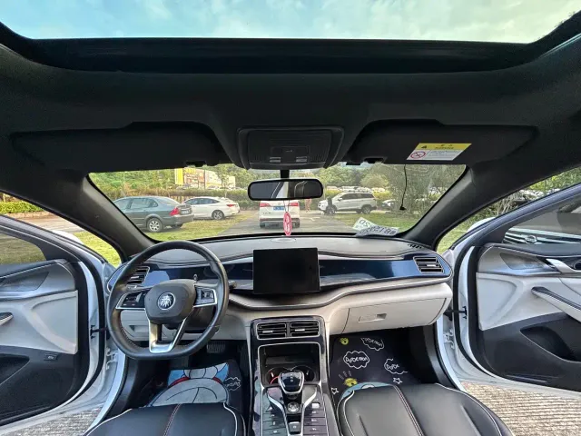 BYD Qin PLUS — Фото автомобиля 10