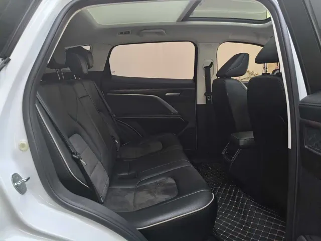 Haval H6 — Фото автомобиля 11
