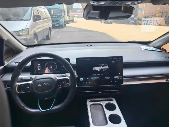 GAC Aion Y — Фото автомобиля 6