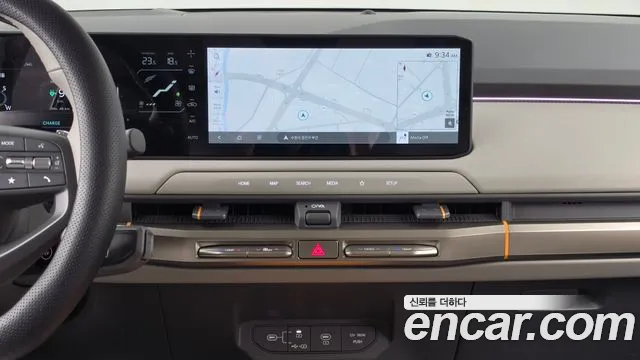 Kia EV3 Long Range 2WD — Фото автомобиля 2