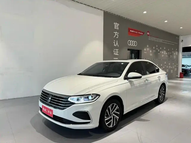Фотография автомобиля — Volkswagen Lavida