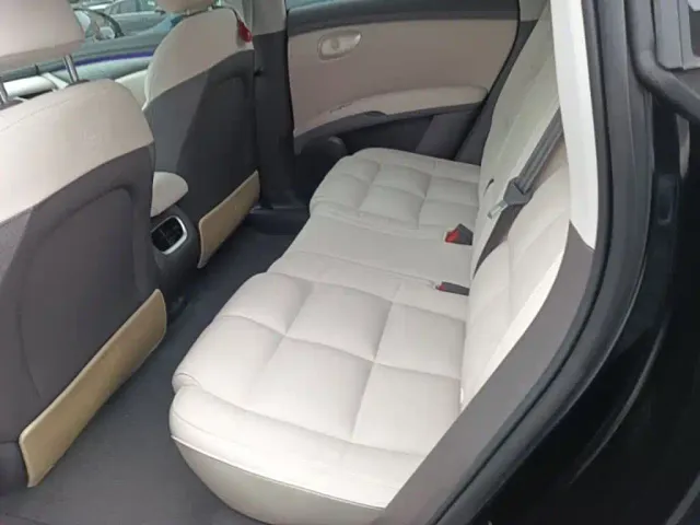 IM Motors LS6 — Фото автомобиля 16