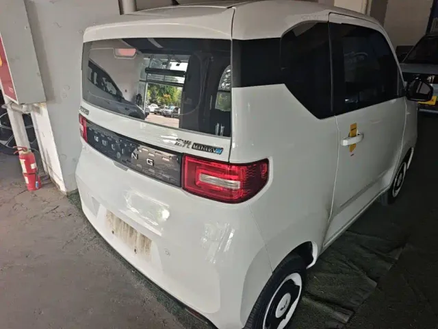Wuling Hongguang Mini EV — Фото автомобиля 6
