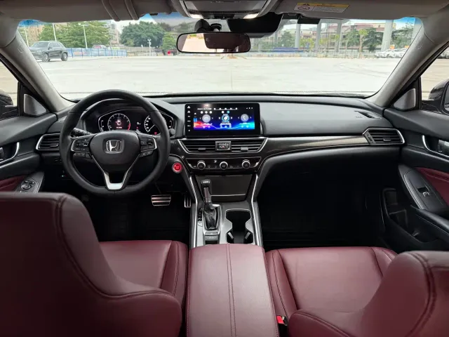 Honda Accord — Фото автомобиля 26