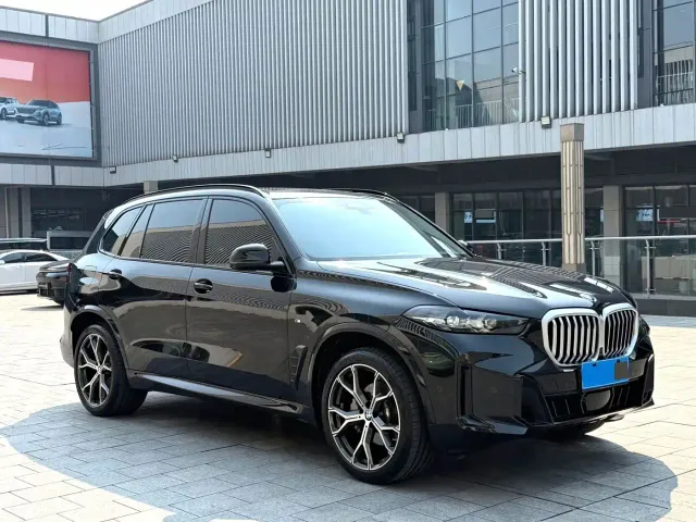 BMW X5 — Фото автомобиля 3