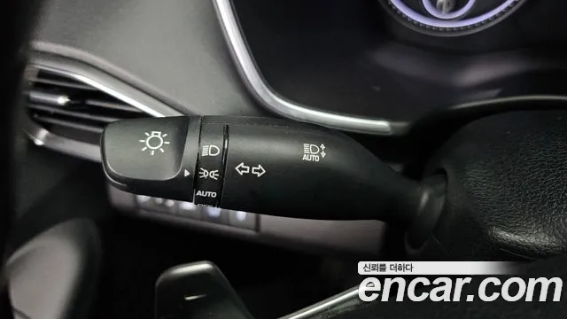 Hyundai Santafe Новый Santa Fe Дизель 2.2 2WD — Фото автомобиля 30