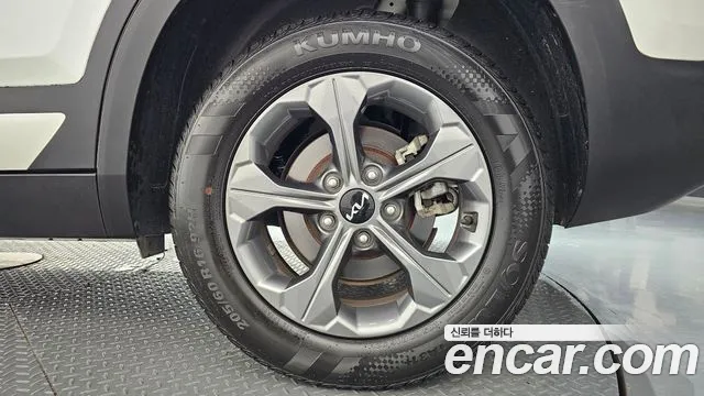 Kia Seltos — Фото автомобиля 6