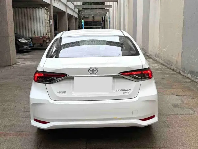Toyota Corolla — Фото автомобиля 5