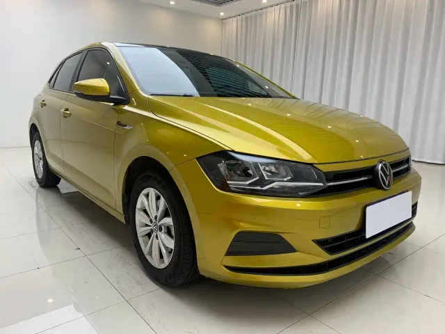 Volkswagen Polo — Фото автомобиля 3