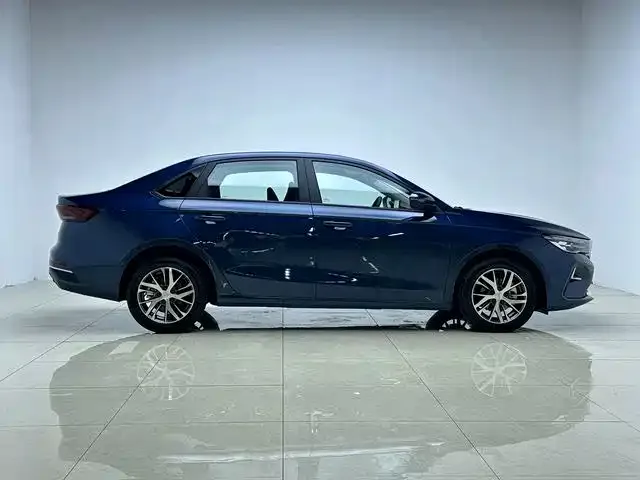 Geely Emgrand — Фото автомобиля 8