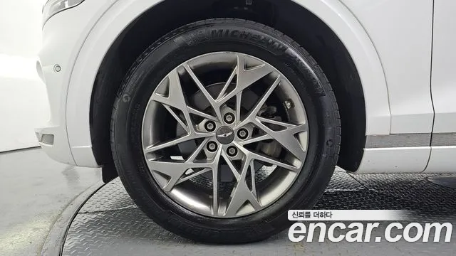 Genesis GV70 2.5T Бензин AWD — Фото автомобиля 5