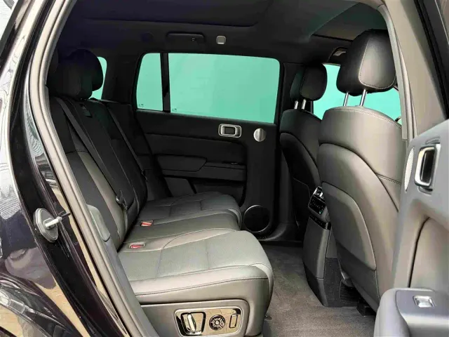 Li Auto L7 — Фото автомобиля 11