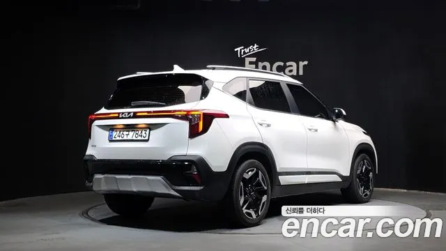 Kia Seltos — Фото автомобиля 2