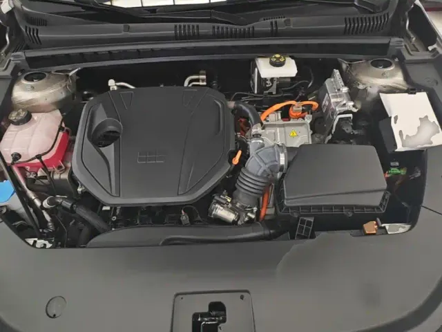 Geely Galaxy Stellar 6 — Фото автомобиля 18