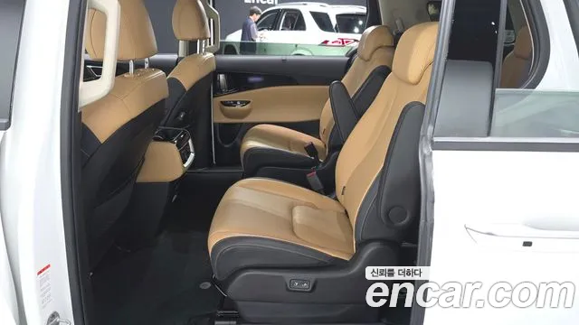 Kia Carnival 4th Gen — Фото автомобиля 11