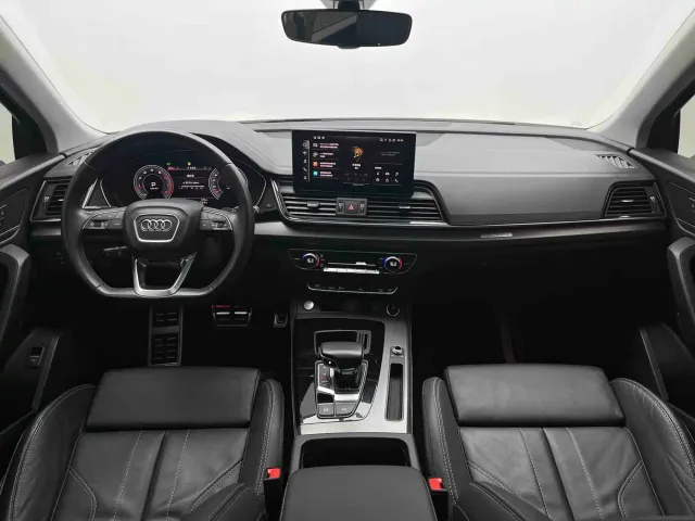 Audi Q5L — Фото автомобиля 9