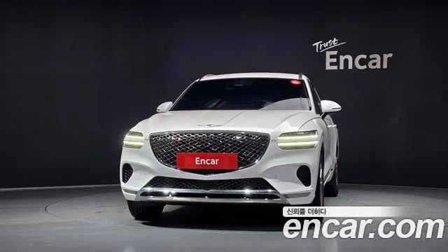 Genesis GV70 2.5T Бензин 2WD — Фото автомобиля 3