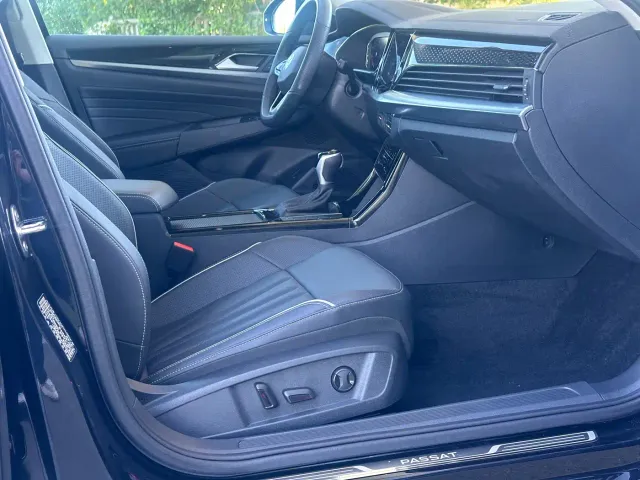 Volkswagen Passat — Фото автомобиля 10