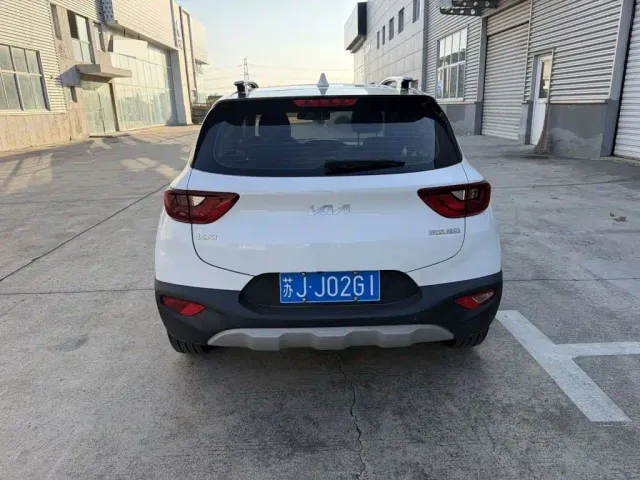 Kia KX1 — Фото автомобиля 5
