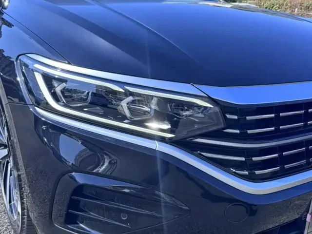 Volkswagen Passat — Фото автомобиля 9