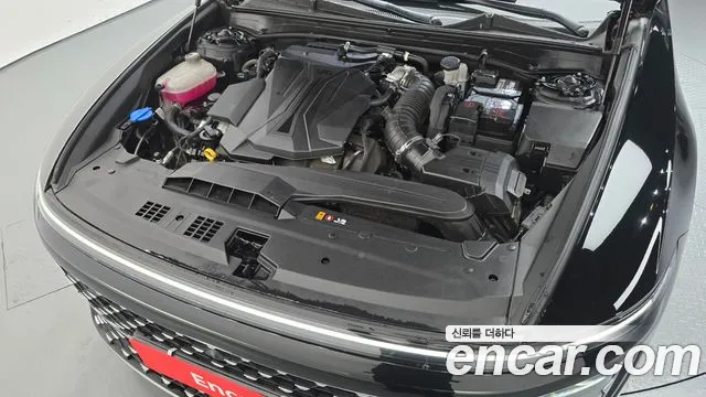 Hyundai Grandeur GN7 — Фото автомобиля 9