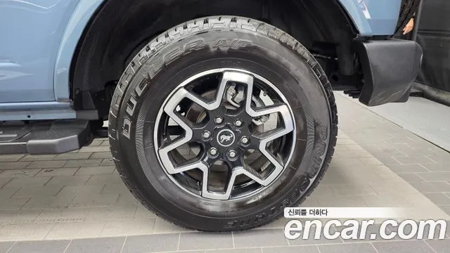Ford Bronco — Фото автомобиля 21