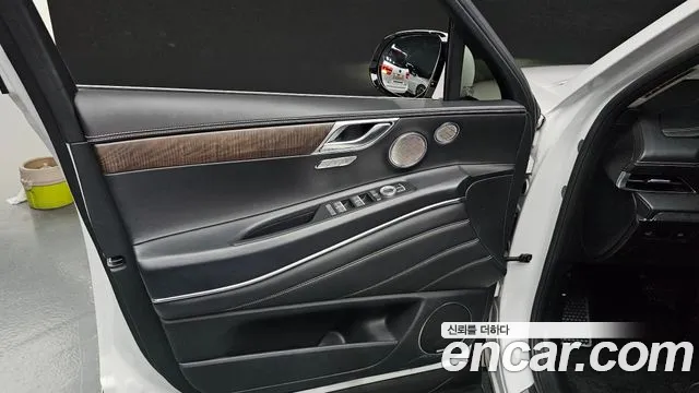 Genesis GV80 — Фото автомобиля 13