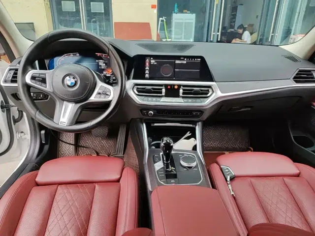 BMW 3 Series — Фото автомобиля 9
