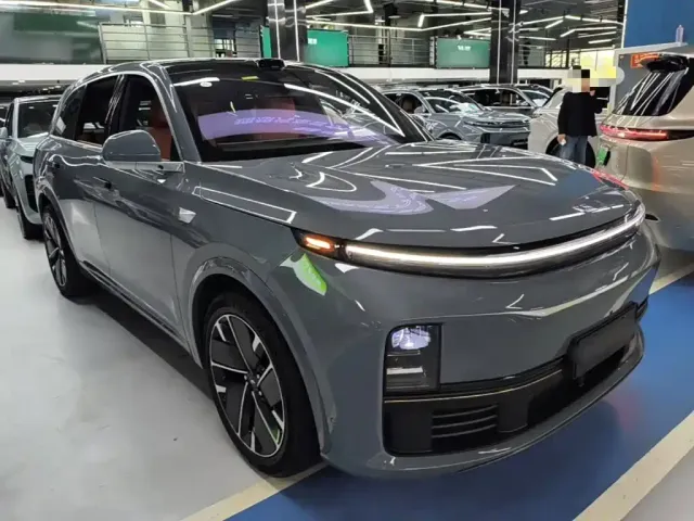 Li Auto L7 — Фото автомобиля 3
