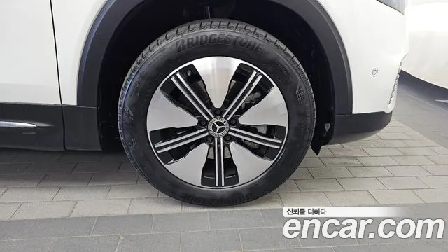Mercedes-Benz EQB X243 — Фото автомобиля 6