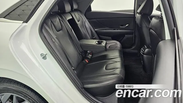 Hyundai Avante — Фото автомобиля 17