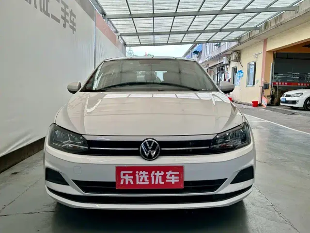Volkswagen Polo — Фото автомобиля 2