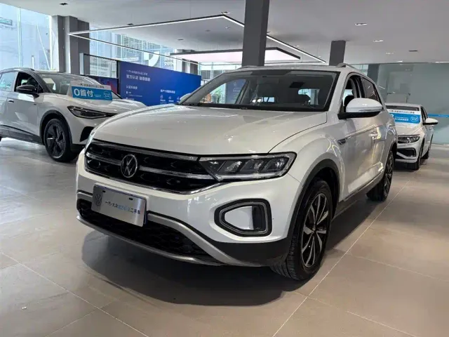 Фотография автомобиля — Volkswagen T-Roc