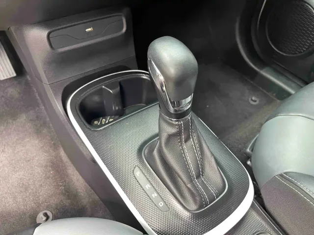 Roewe Clever — Фото автомобиля 9