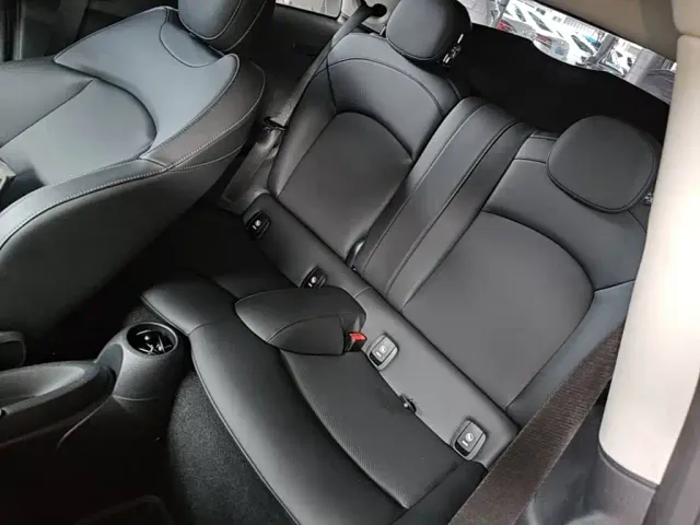 MINI Hatch — Фото автомобиля 12