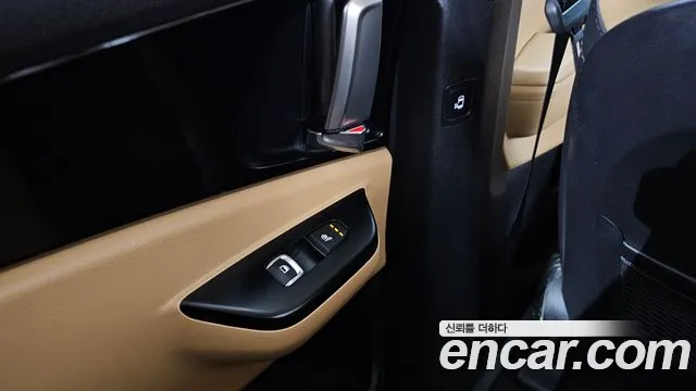 Kia Canival Carnival 4 поколение Дизель 9 мест Prestige — Фото автомобиля 19