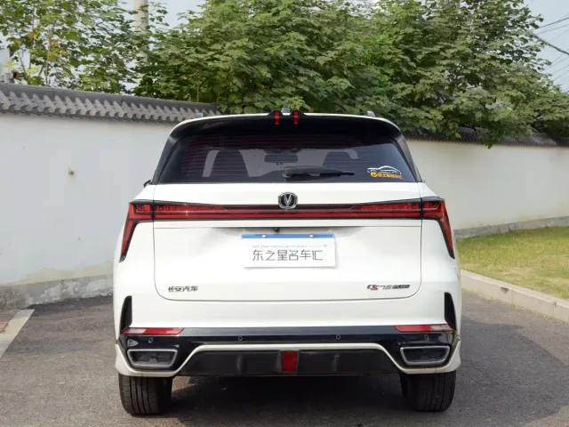 Changan CS75 Plus — Фото автомобиля 7