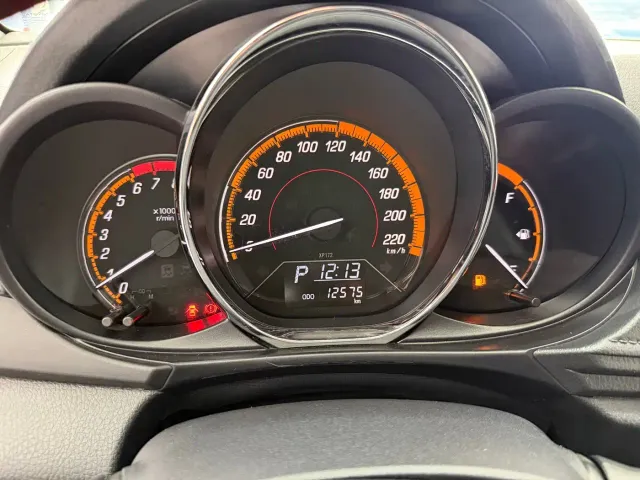Toyota YARiS L Zhi Xuan — Фото автомобиля 10