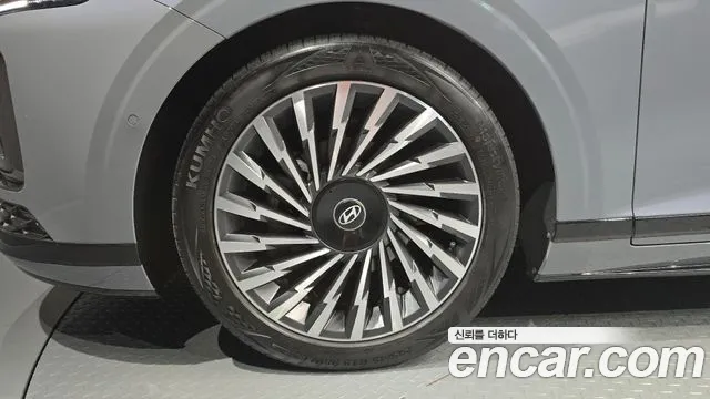 Hyundai Grandeur — Фото автомобиля 3