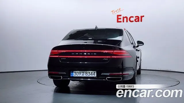Genesis G90 Бензин 3.5 турбо AWD — Фото автомобиля 2