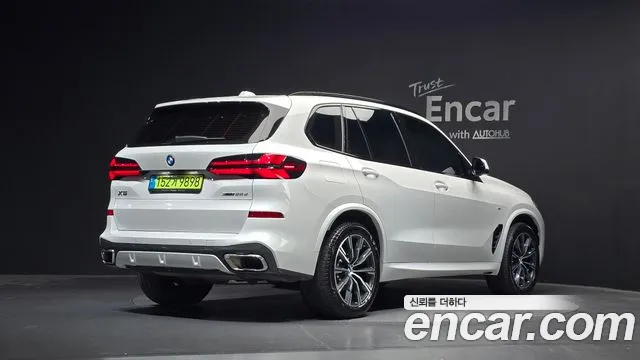 BMW X5 — Фото автомобиля 2
