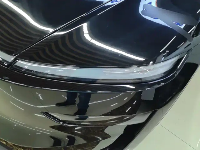Tesla Model Y — Фото автомобиля 5