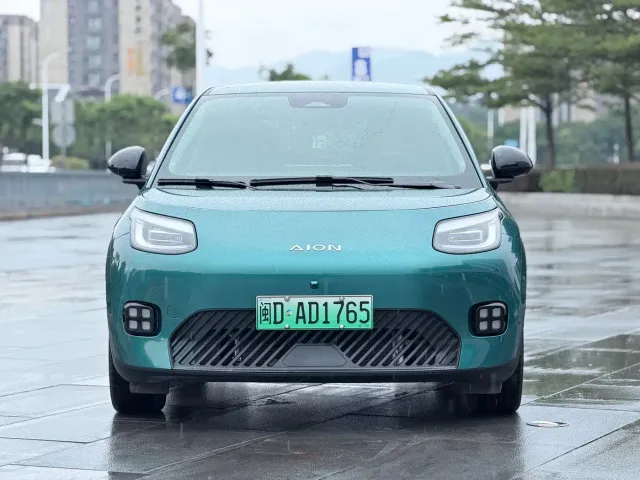 GAC Aion UT — Фото автомобиля 2